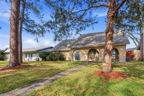 5209 Daytona Drive Garland TX 75043
