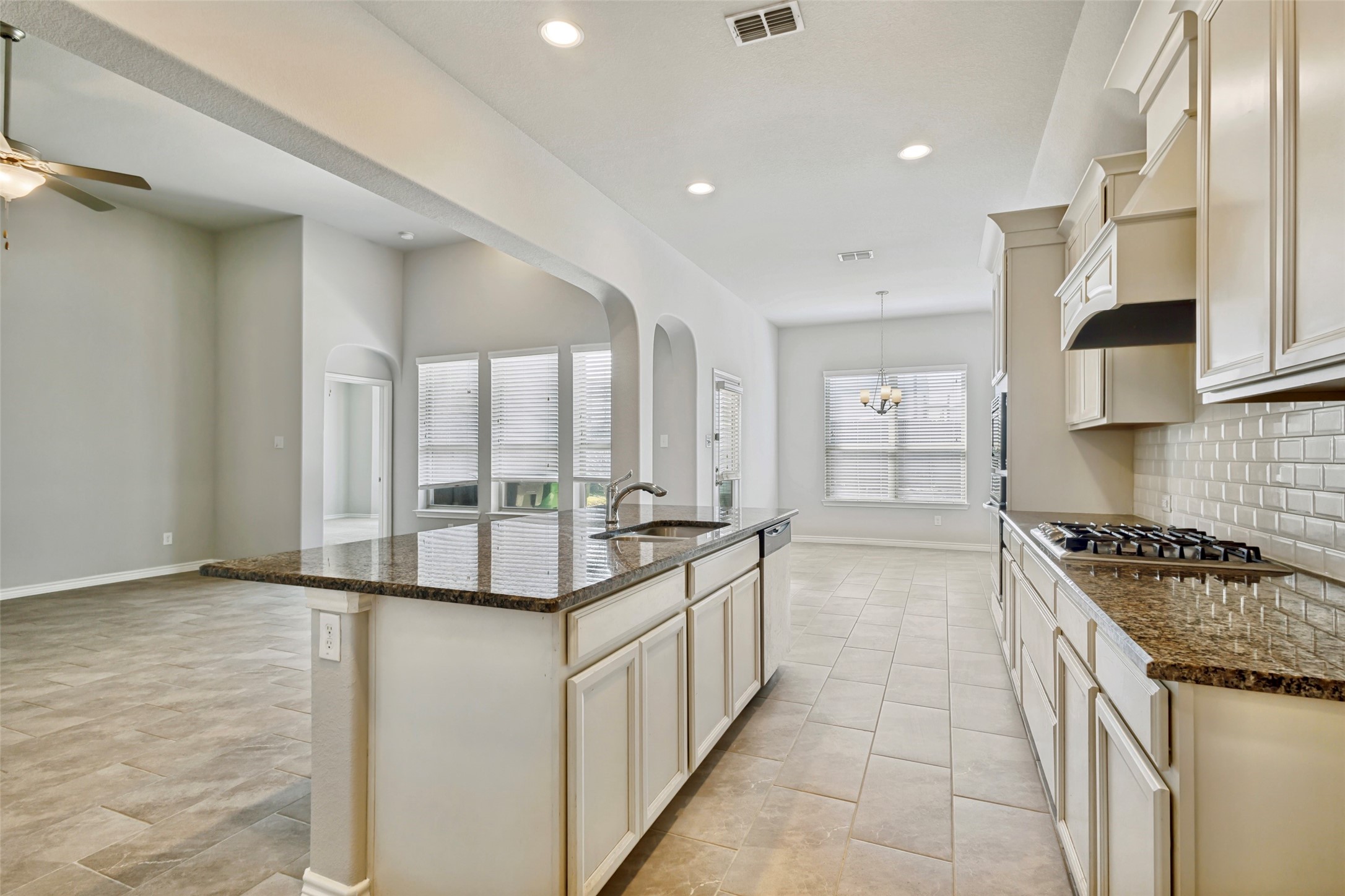 808 Lake Sierra Way Little Elm TX 75068