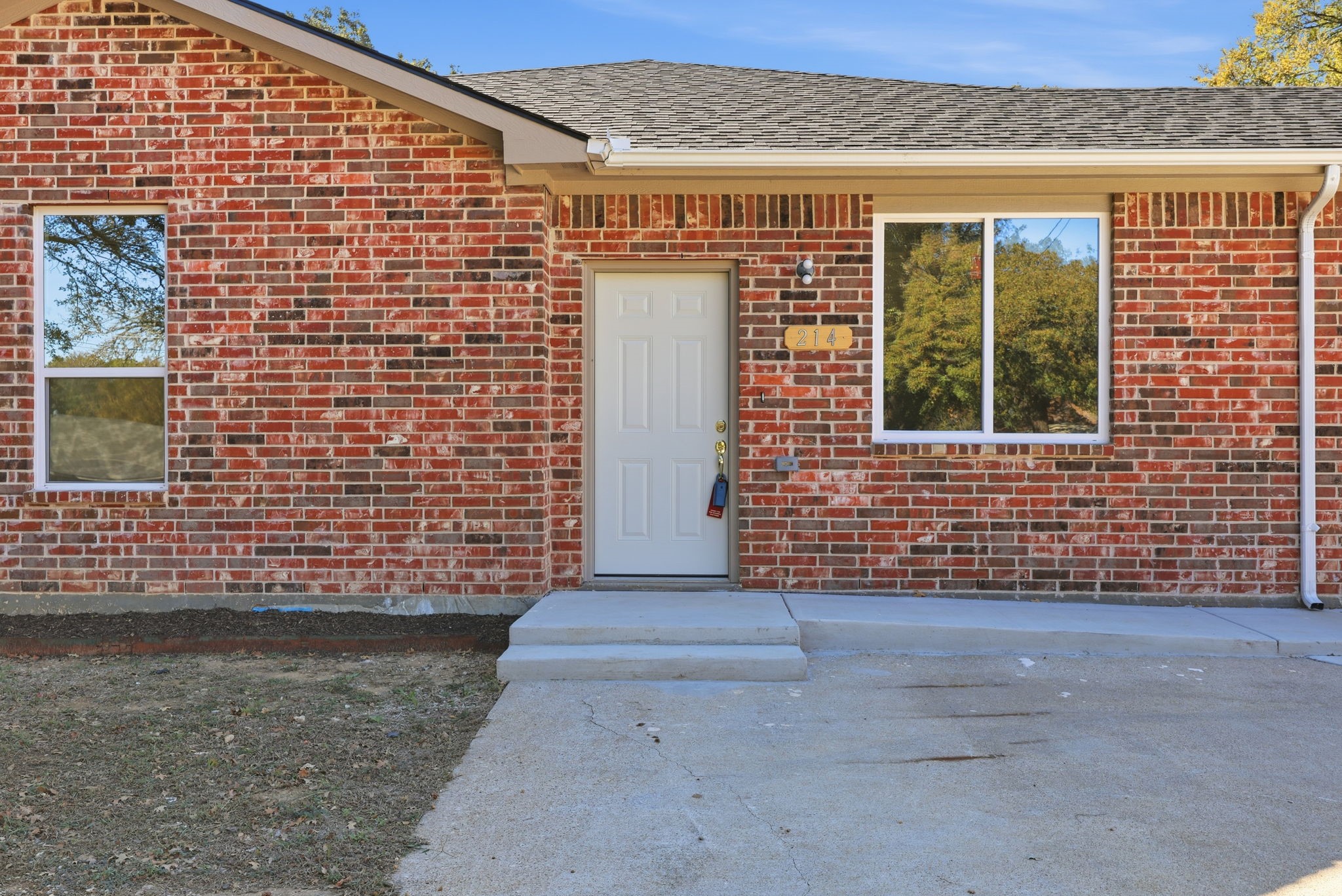 214 Pembrook Street Lake Dallas TX 75065