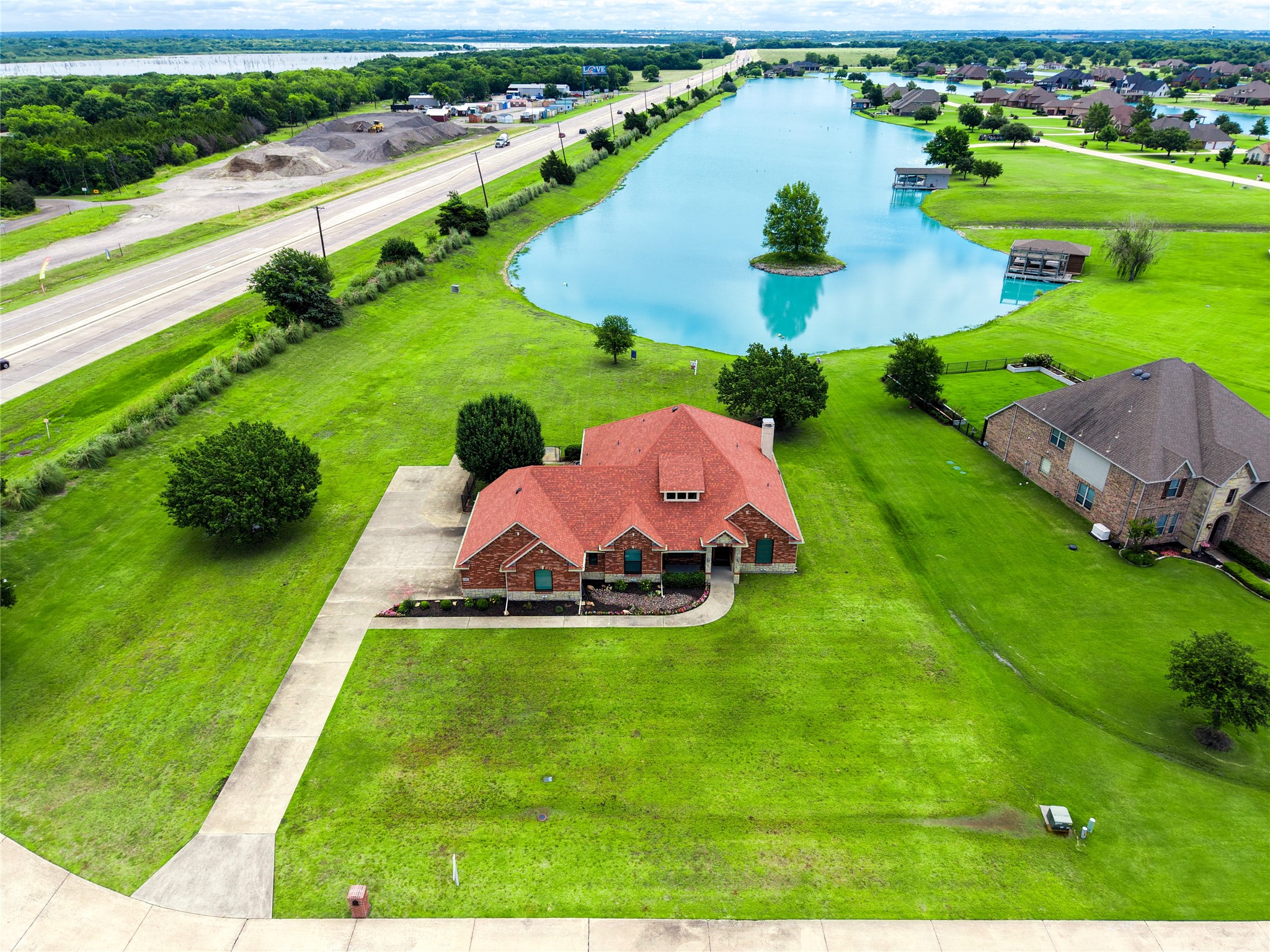 101 Island Way Princeton TX 75407