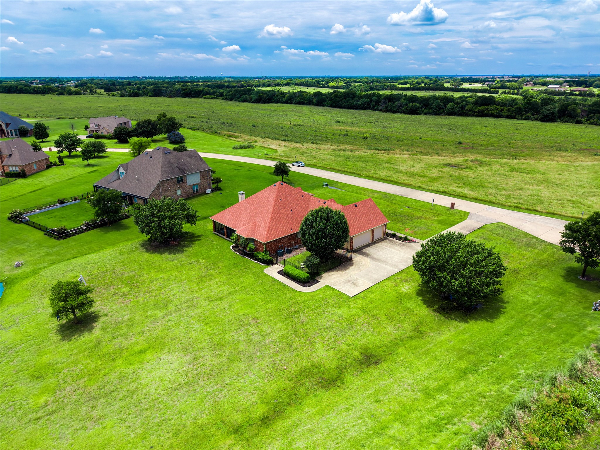 101 Island Way Princeton TX 75407