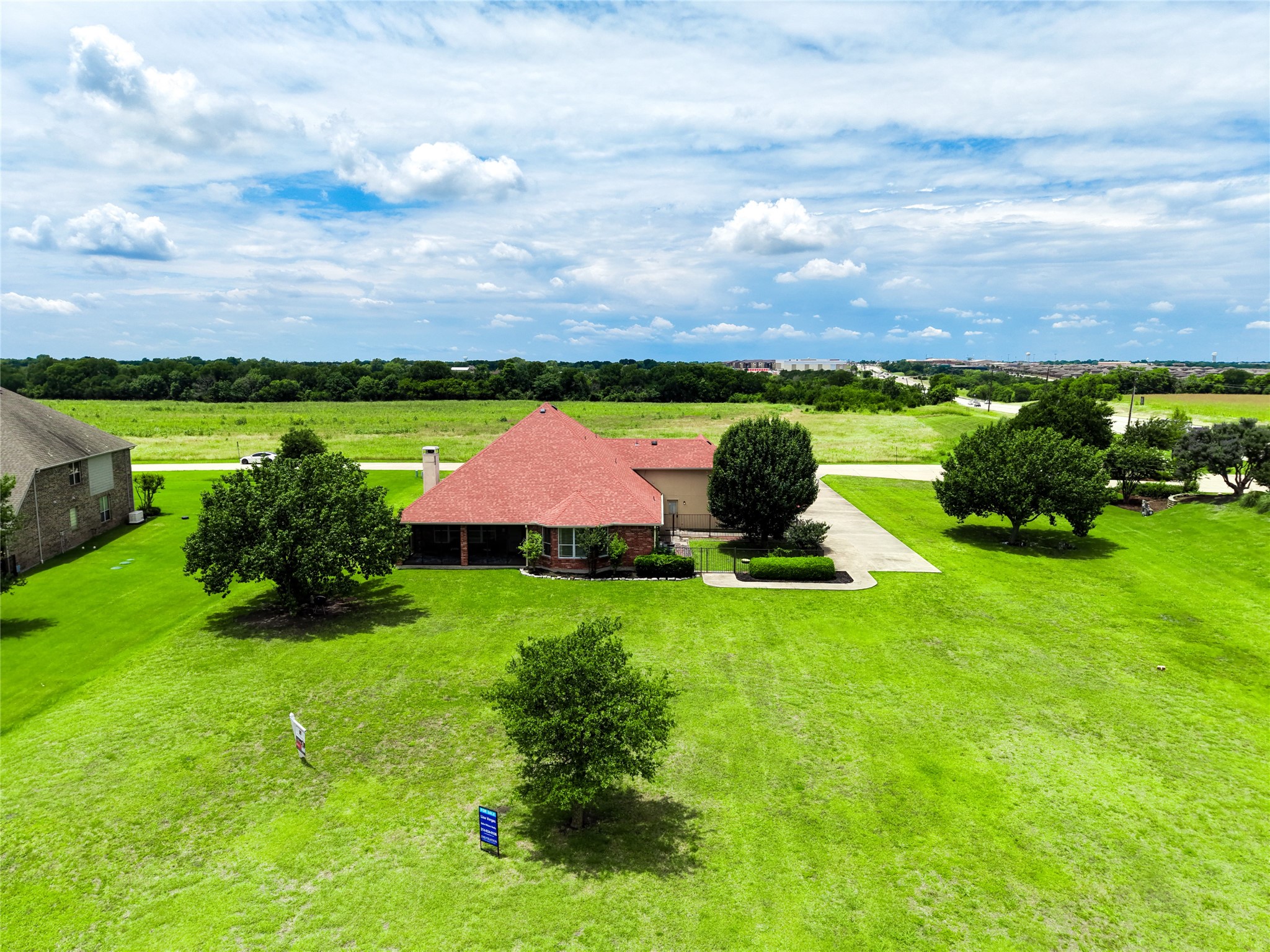 101 Island Way Princeton TX 75407