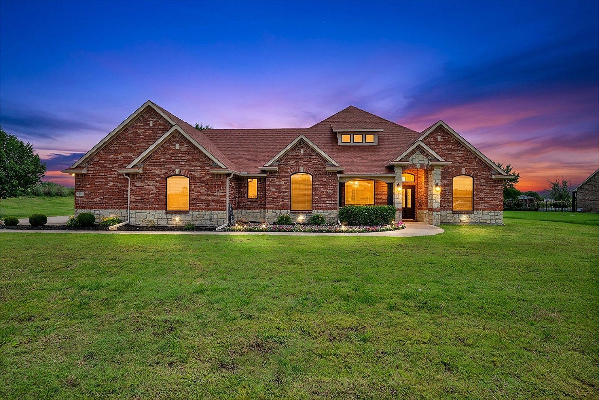 101 Island Way Princeton TX 75407