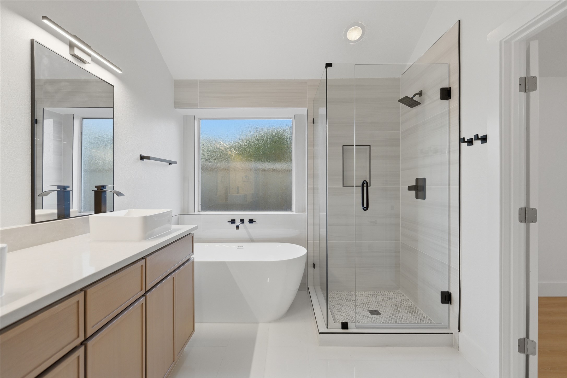7034 Lo Chalmers Lane Garland TX 75043