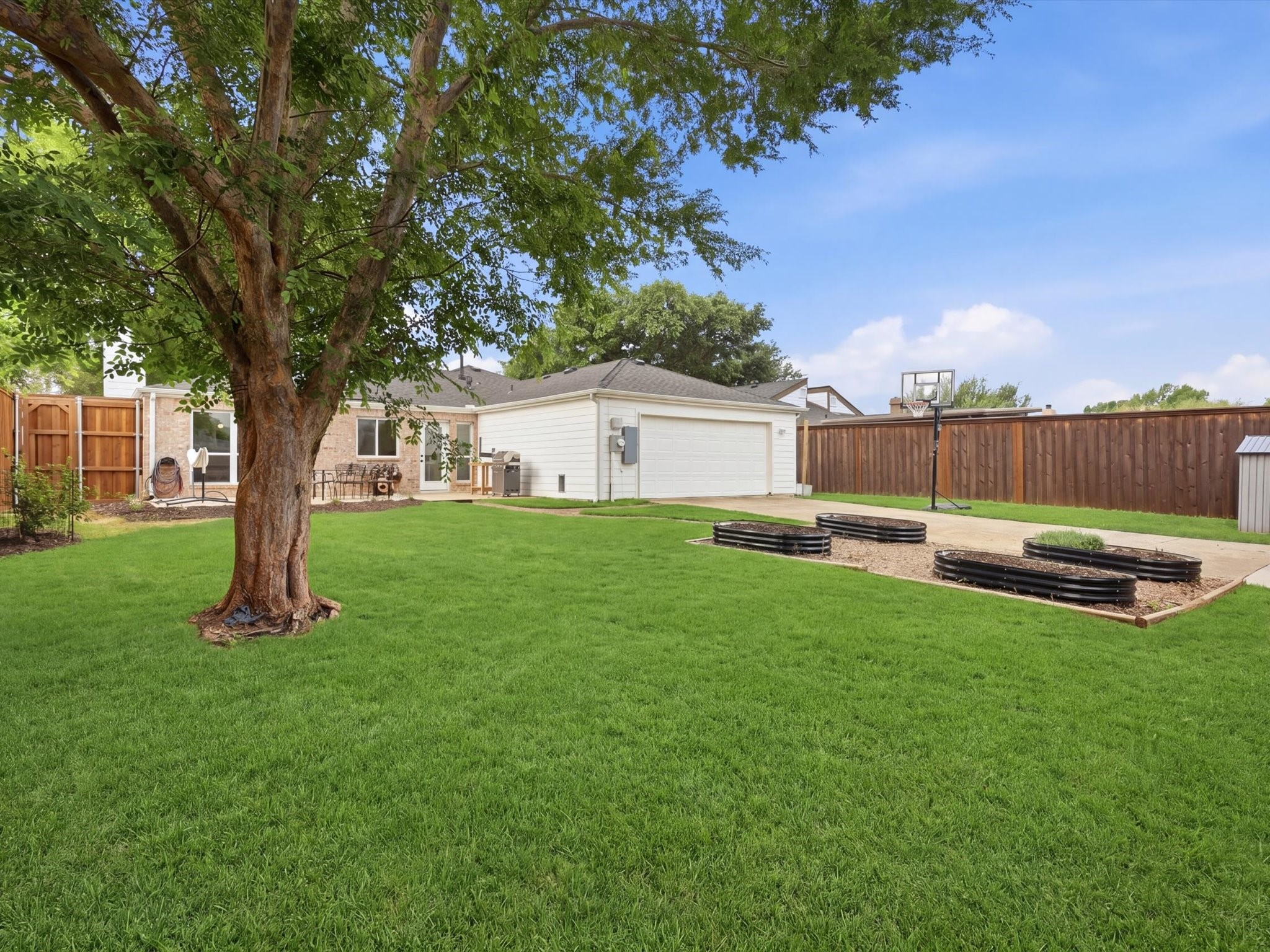 1317 Lark Lane Lewisville TX 75077