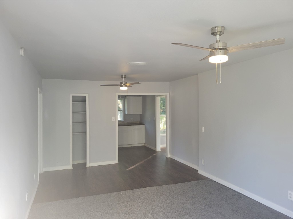 2410 E Overton Road Dallas TX 75216