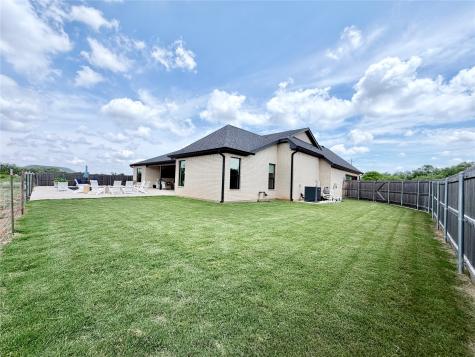 1444 West Street Buffalo Gap TX 79508