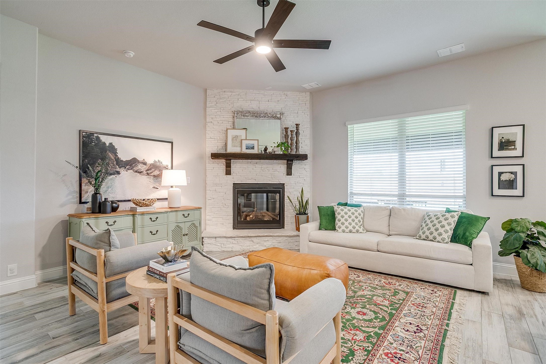 2005 Flora Lane Desoto TX 75115