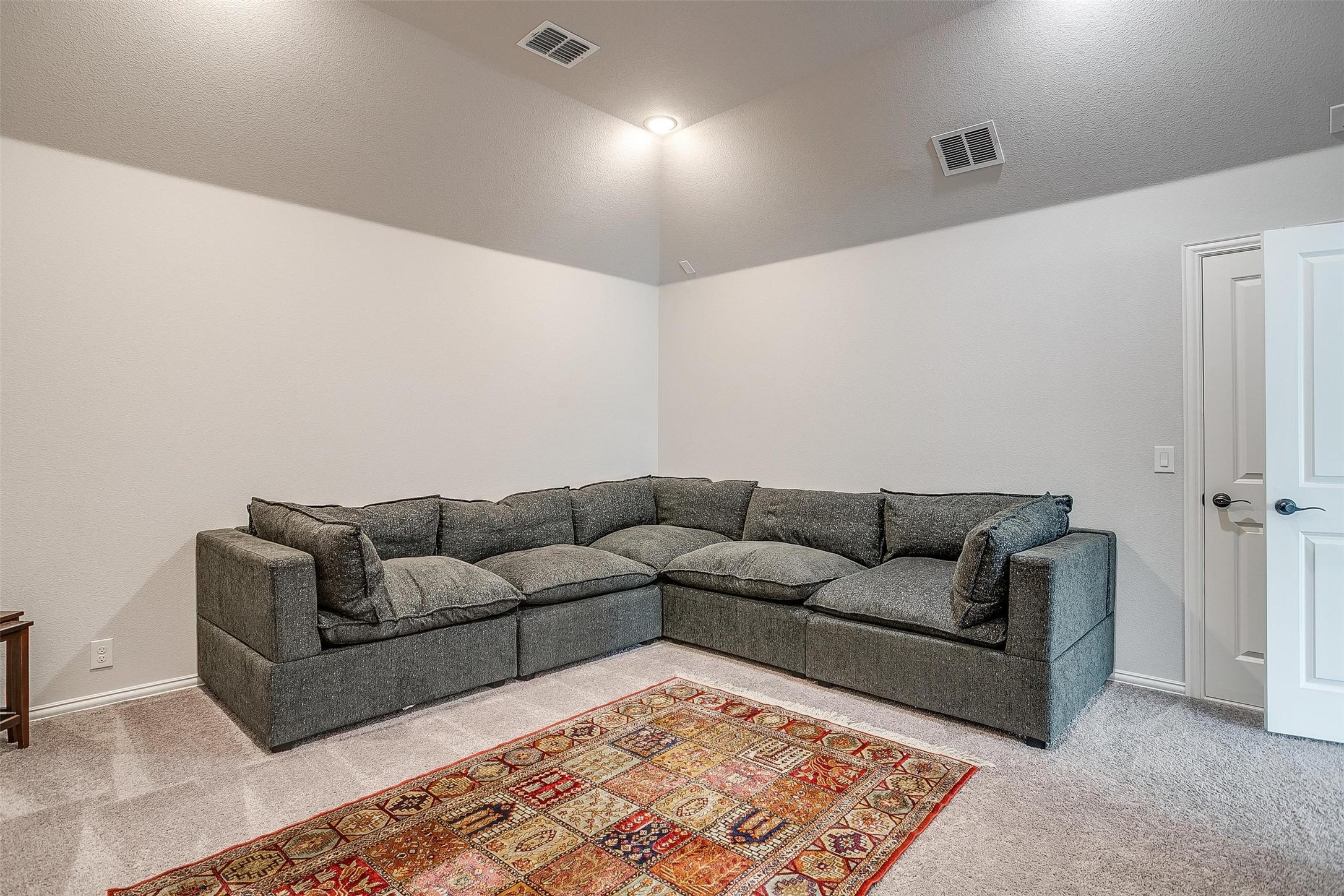 2005 Flora Lane Desoto TX 75115