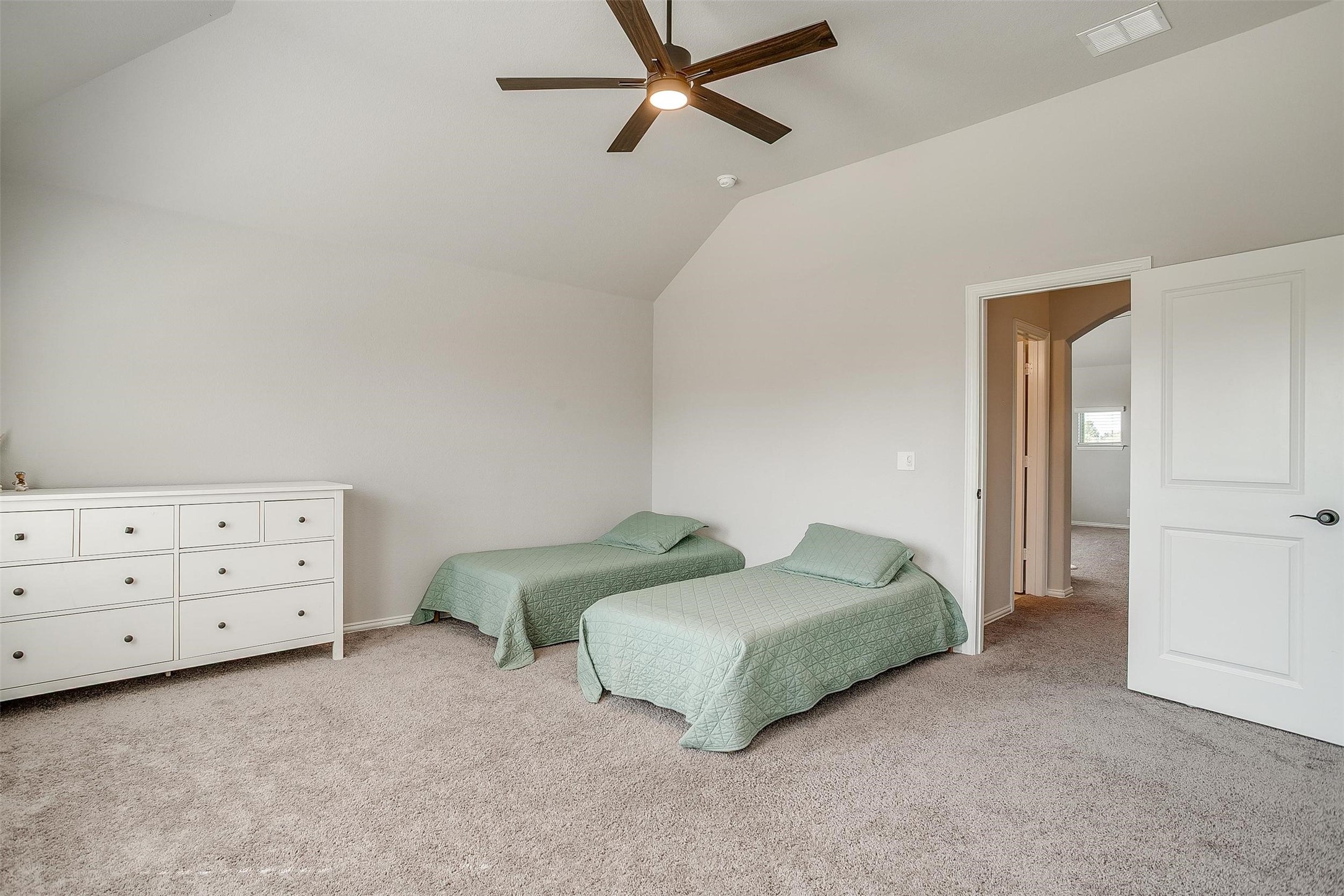 2005 Flora Lane Desoto TX 75115