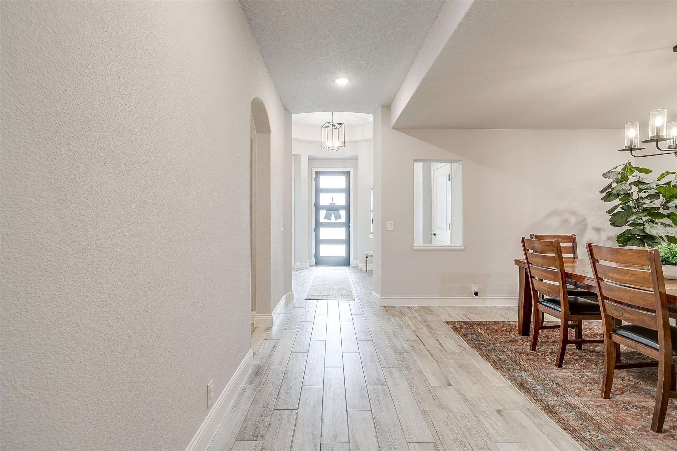 2005 Flora Lane Desoto TX 75115