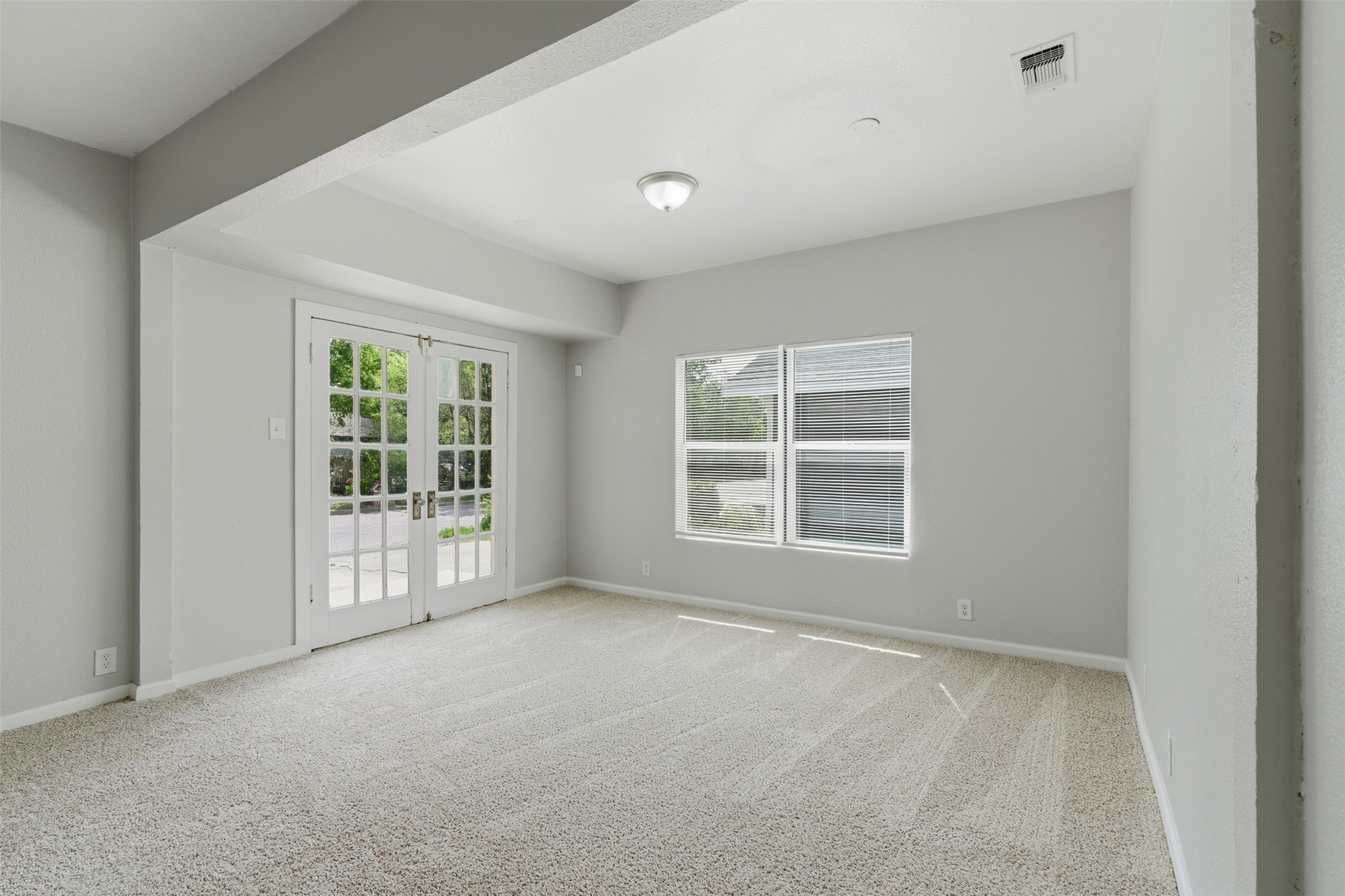 814 N Walnut Street Sherman TX 75090