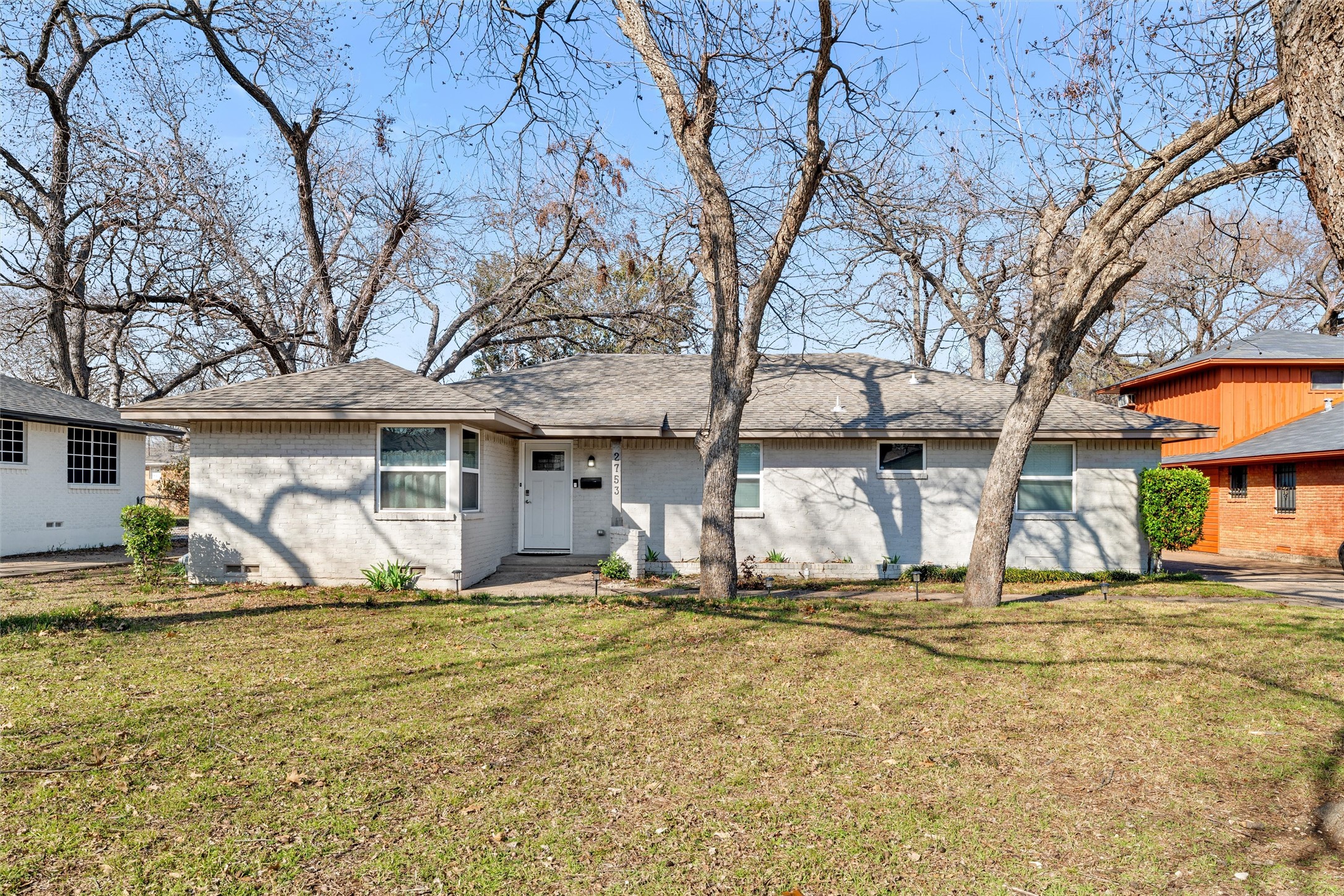 2753 Larkspur Lane Dallas TX 75233