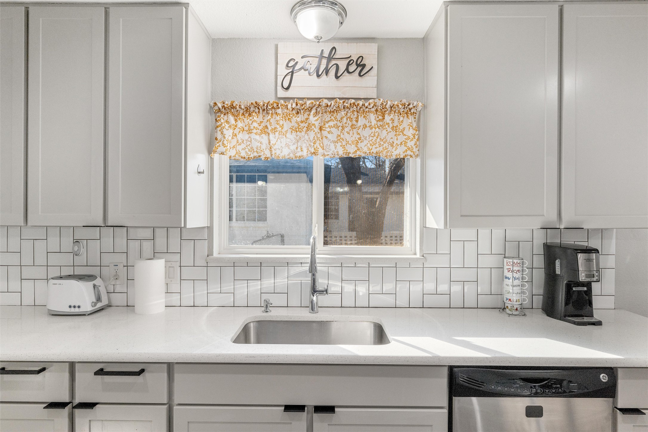 2753 Larkspur Lane Dallas TX 75233