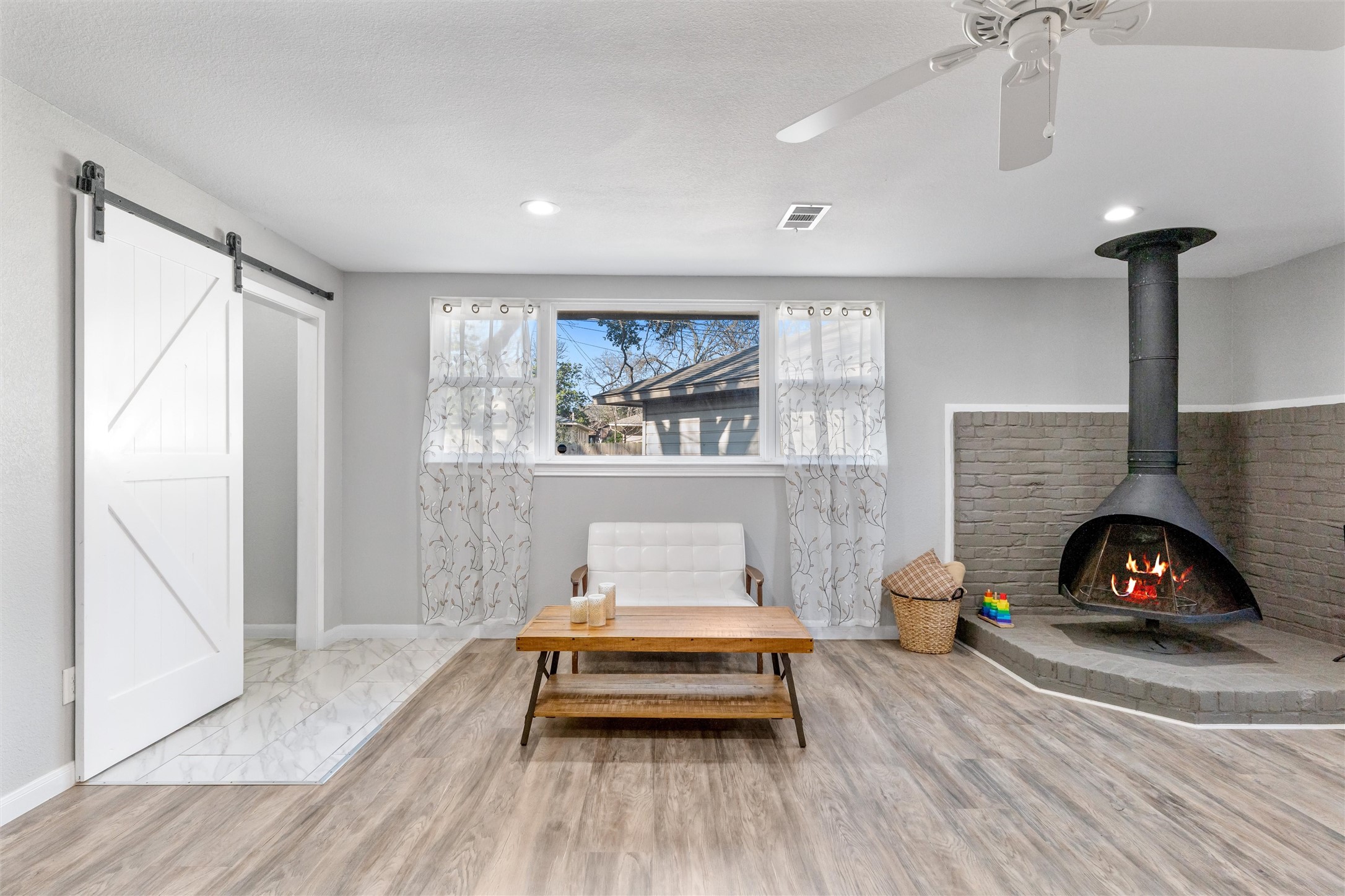 2753 Larkspur Lane Dallas TX 75233