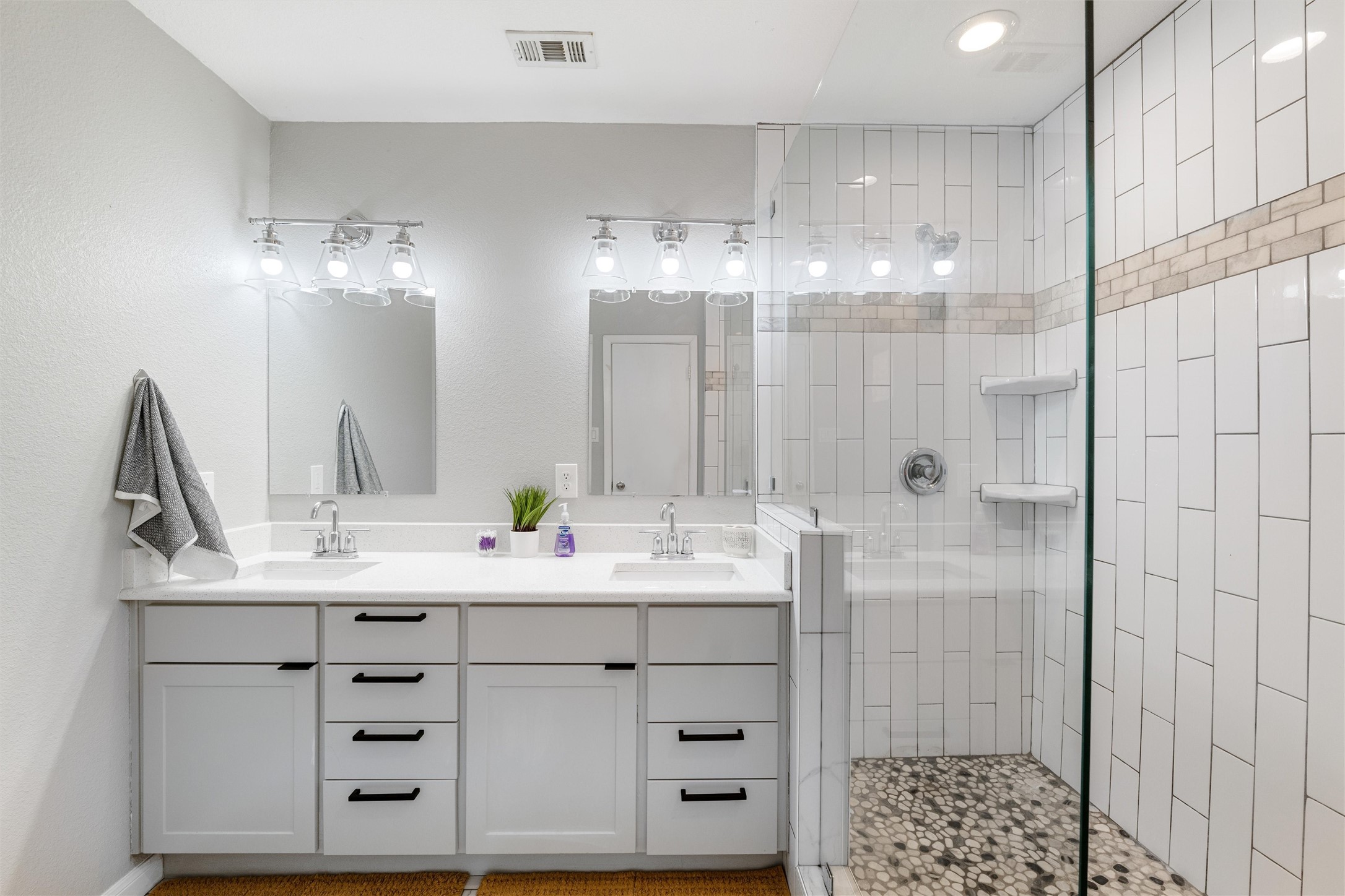 2753 Larkspur Lane Dallas TX 75233