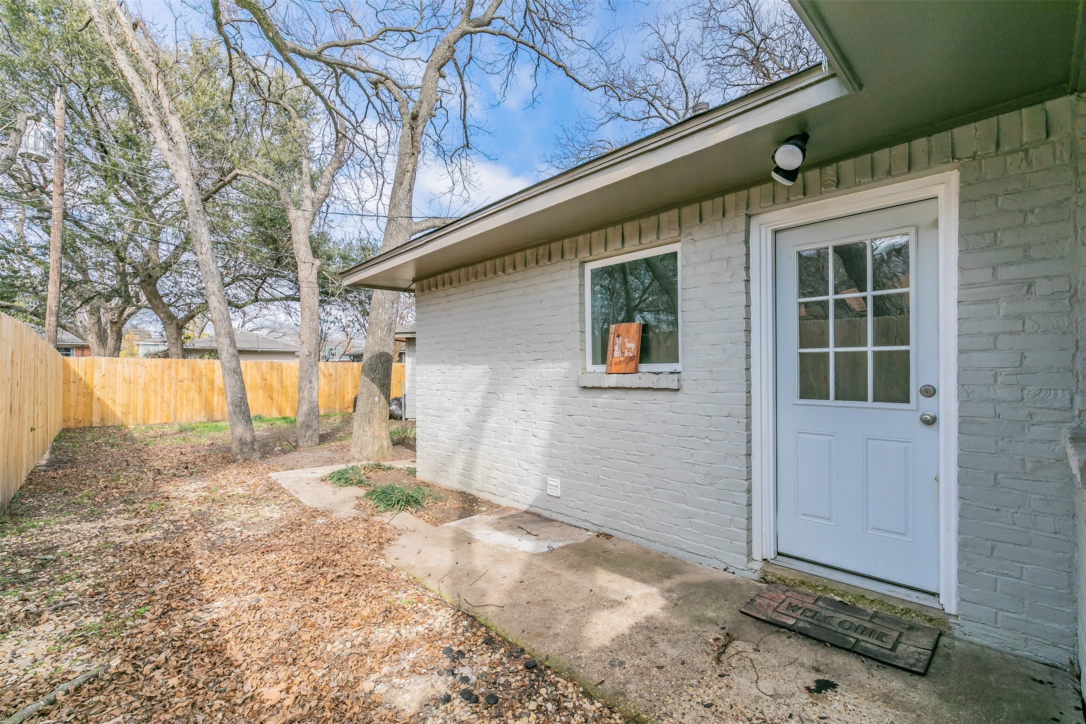 2753 Larkspur Lane Dallas TX 75233
