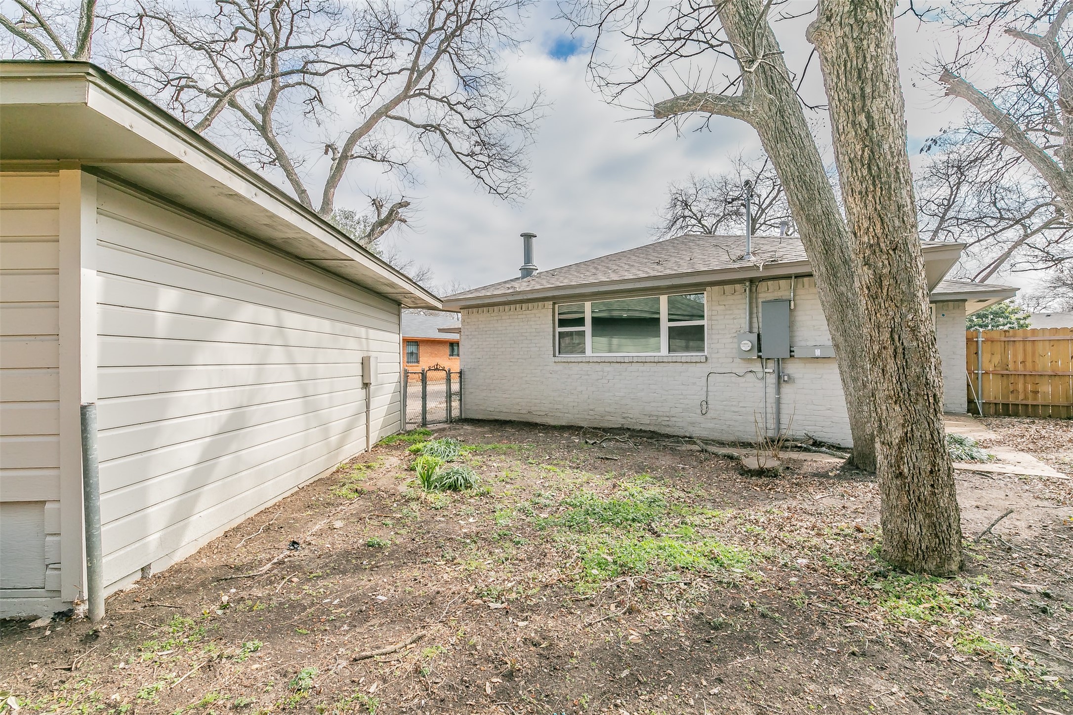 2753 Larkspur Lane Dallas TX 75233