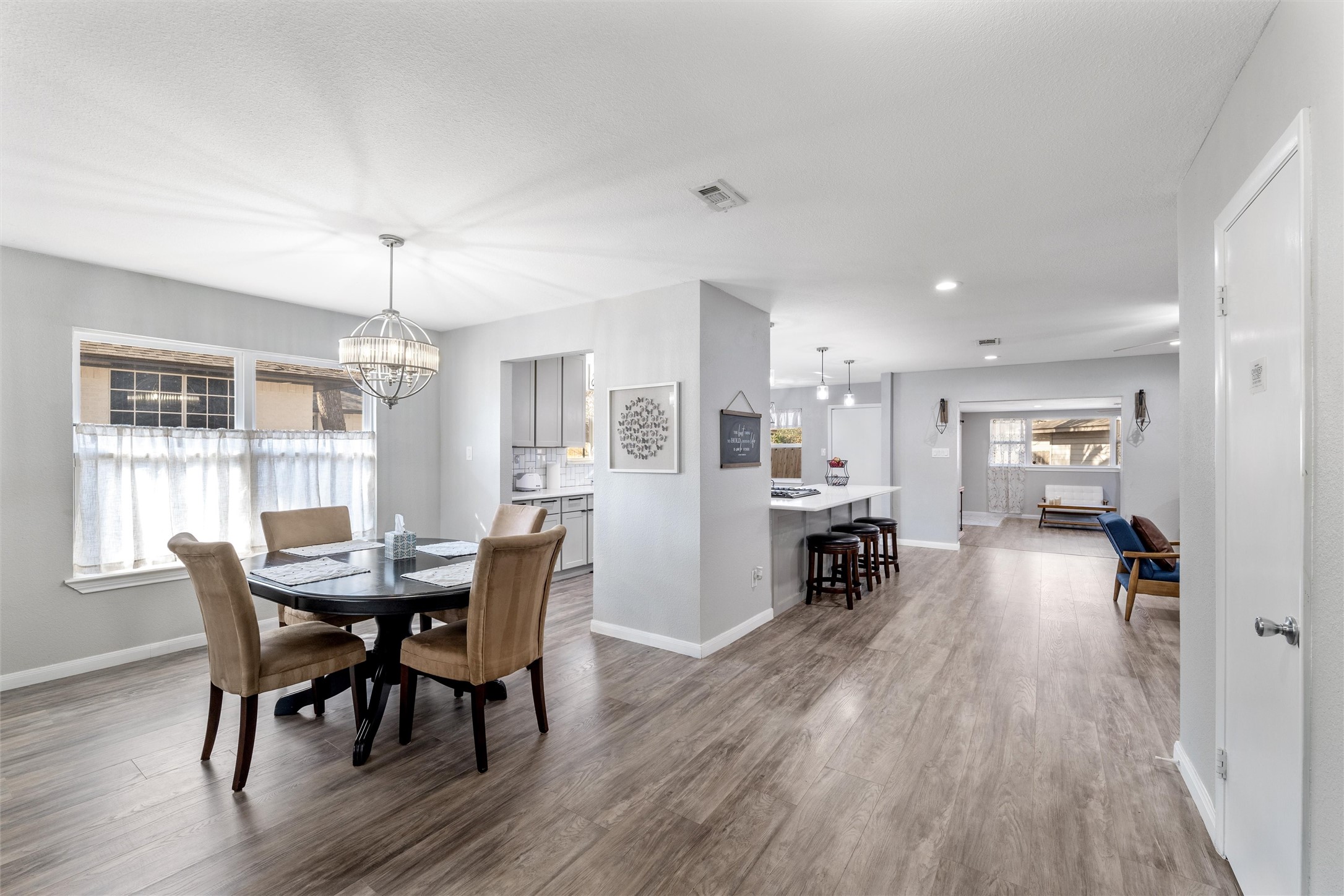 2753 Larkspur Lane Dallas TX 75233