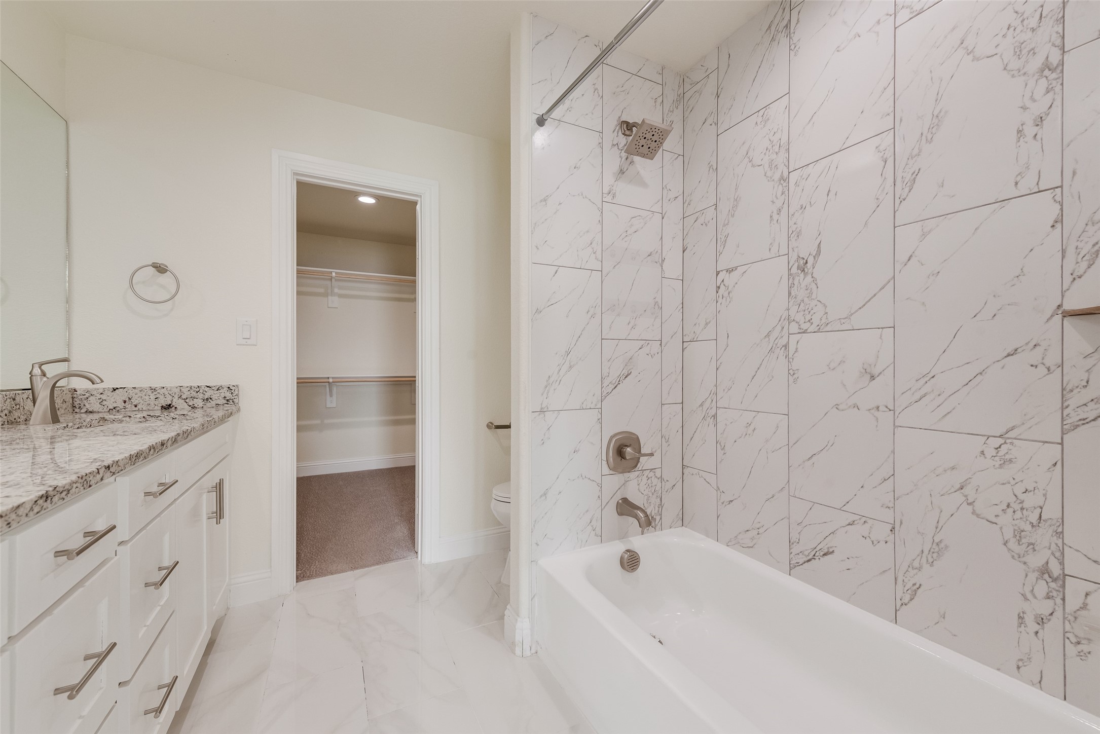 1708 Prestwick Lane Ennis TX 75119