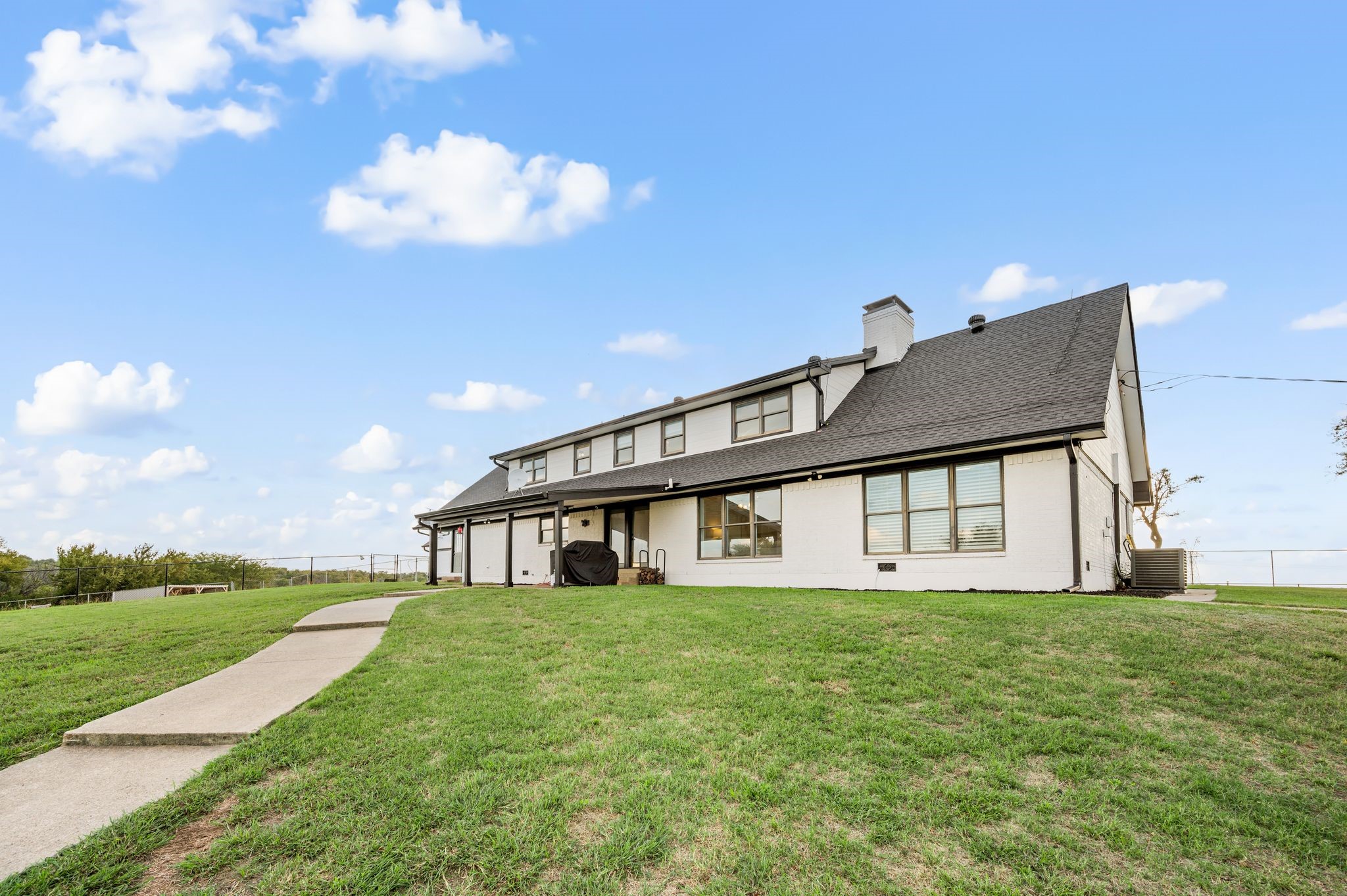 10902 Clear Creek Road W Sanger TX 76266