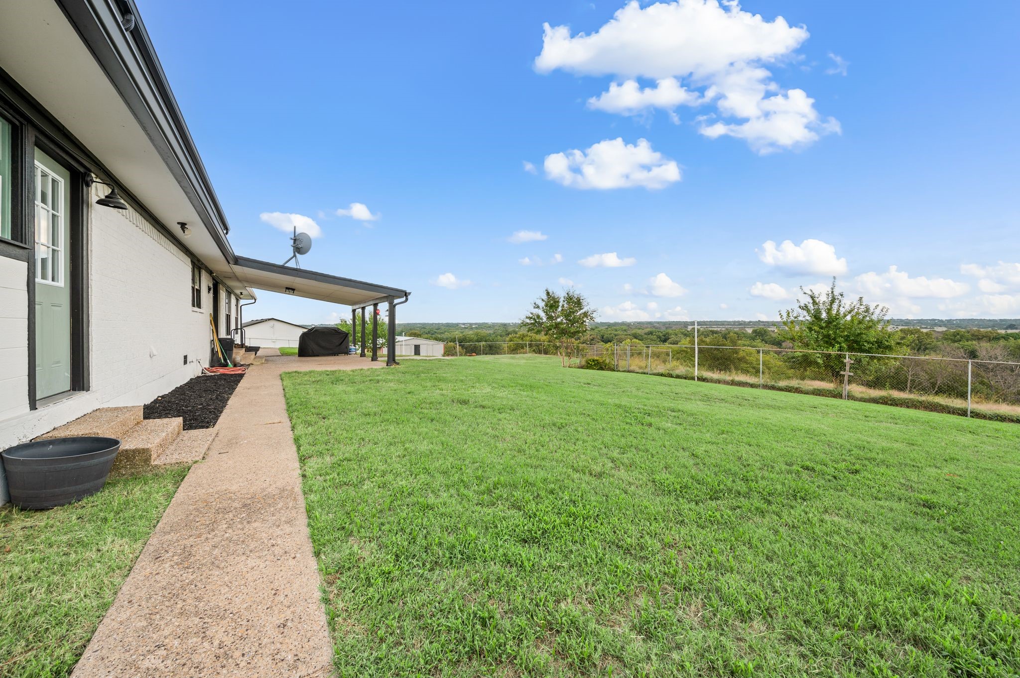 10902 Clear Creek Road W Sanger TX 76266