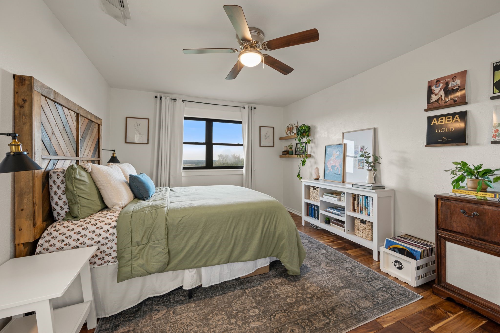 10902 Clear Creek Road W Sanger TX 76266
