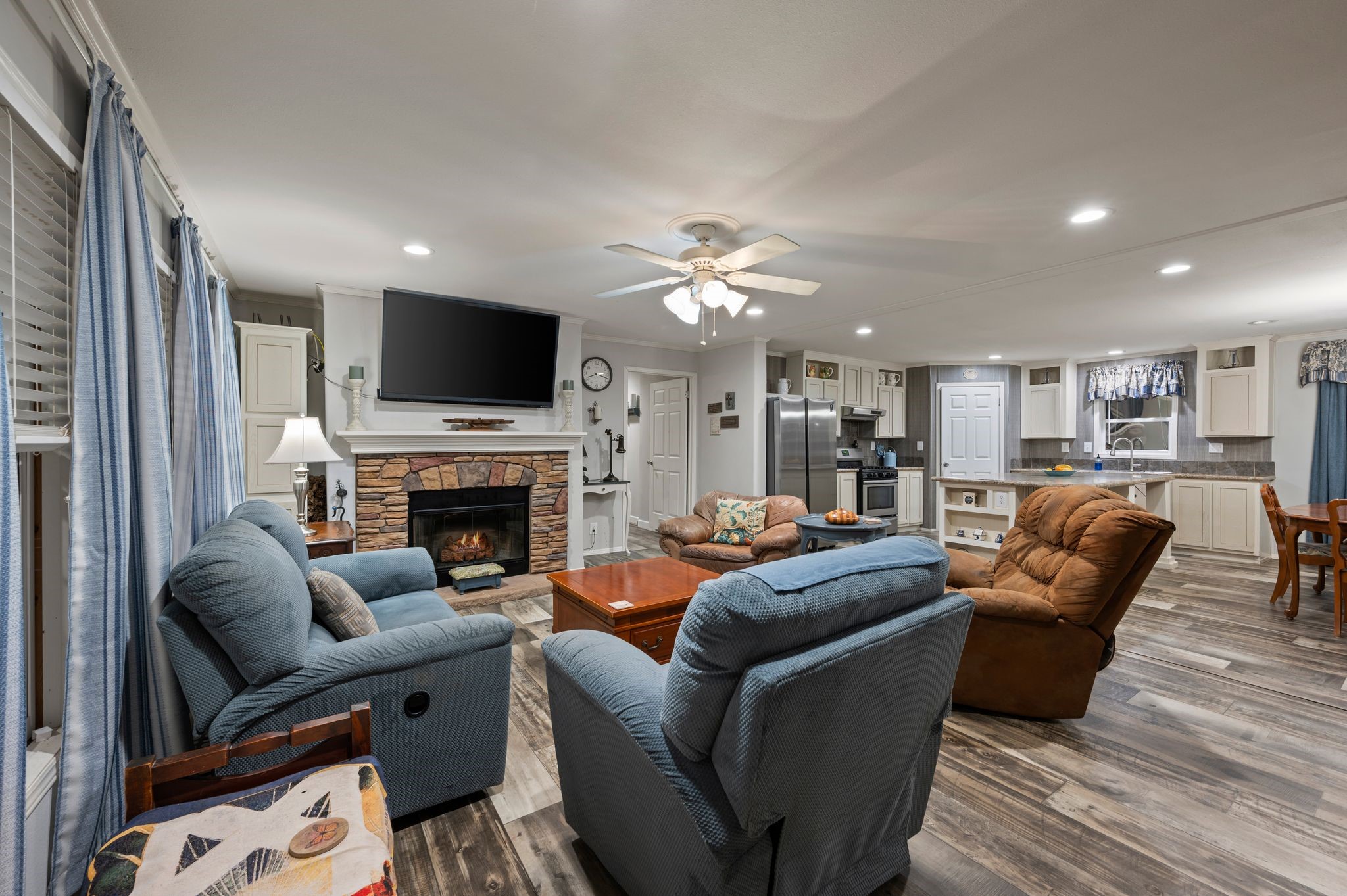 10902 Clear Creek Road W Sanger TX 76266