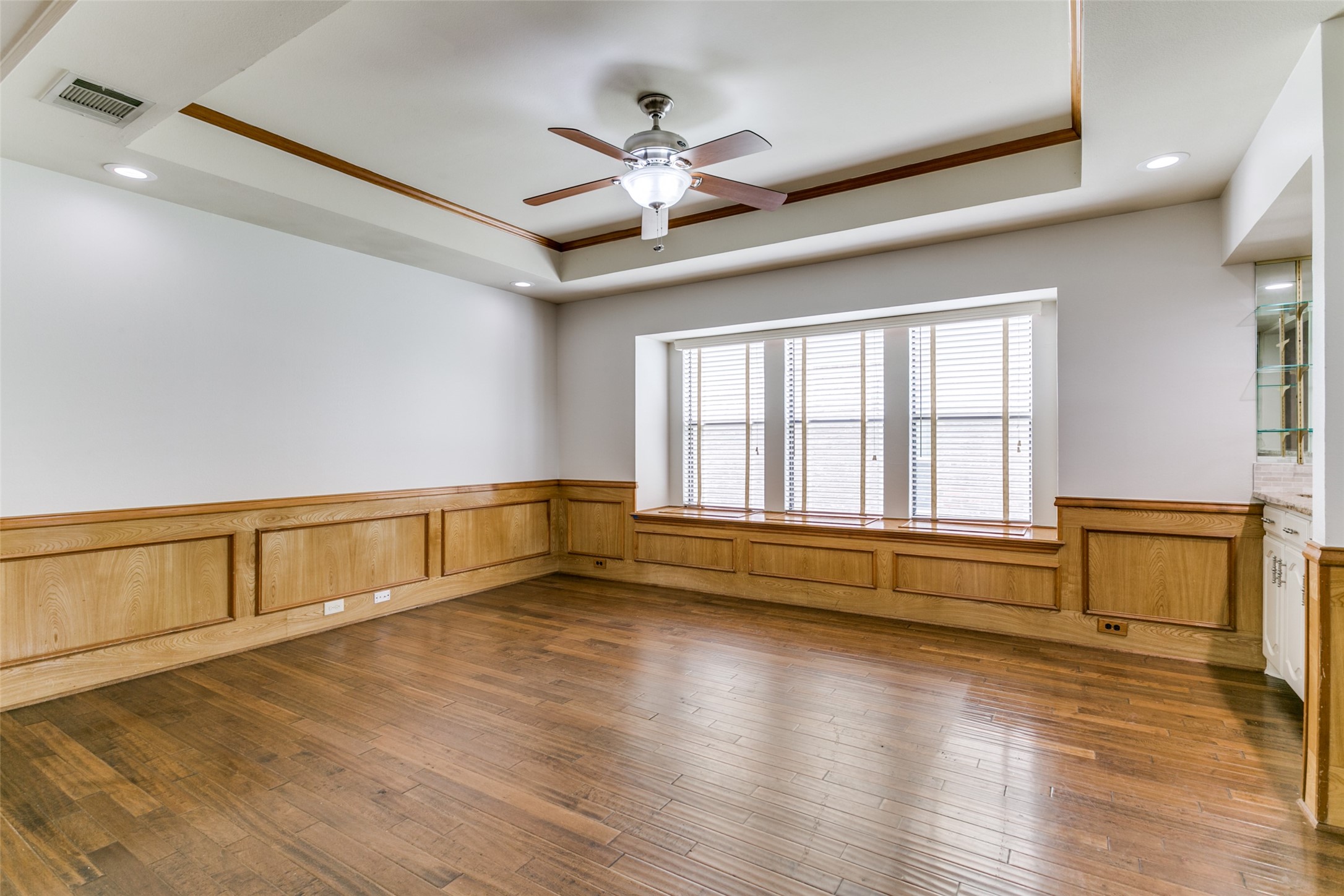 2006 Hearthstone Drive Carrollton TX 75010