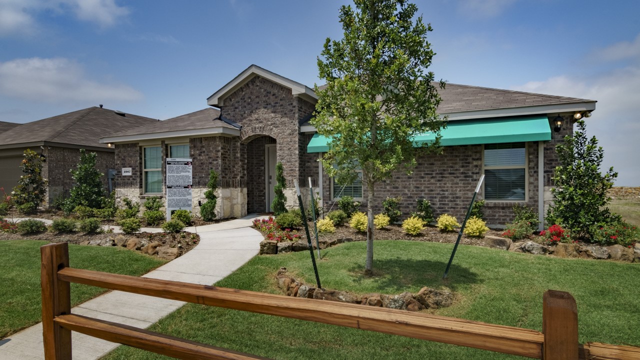 2907 Peppergrass Street Royse City TX 75189