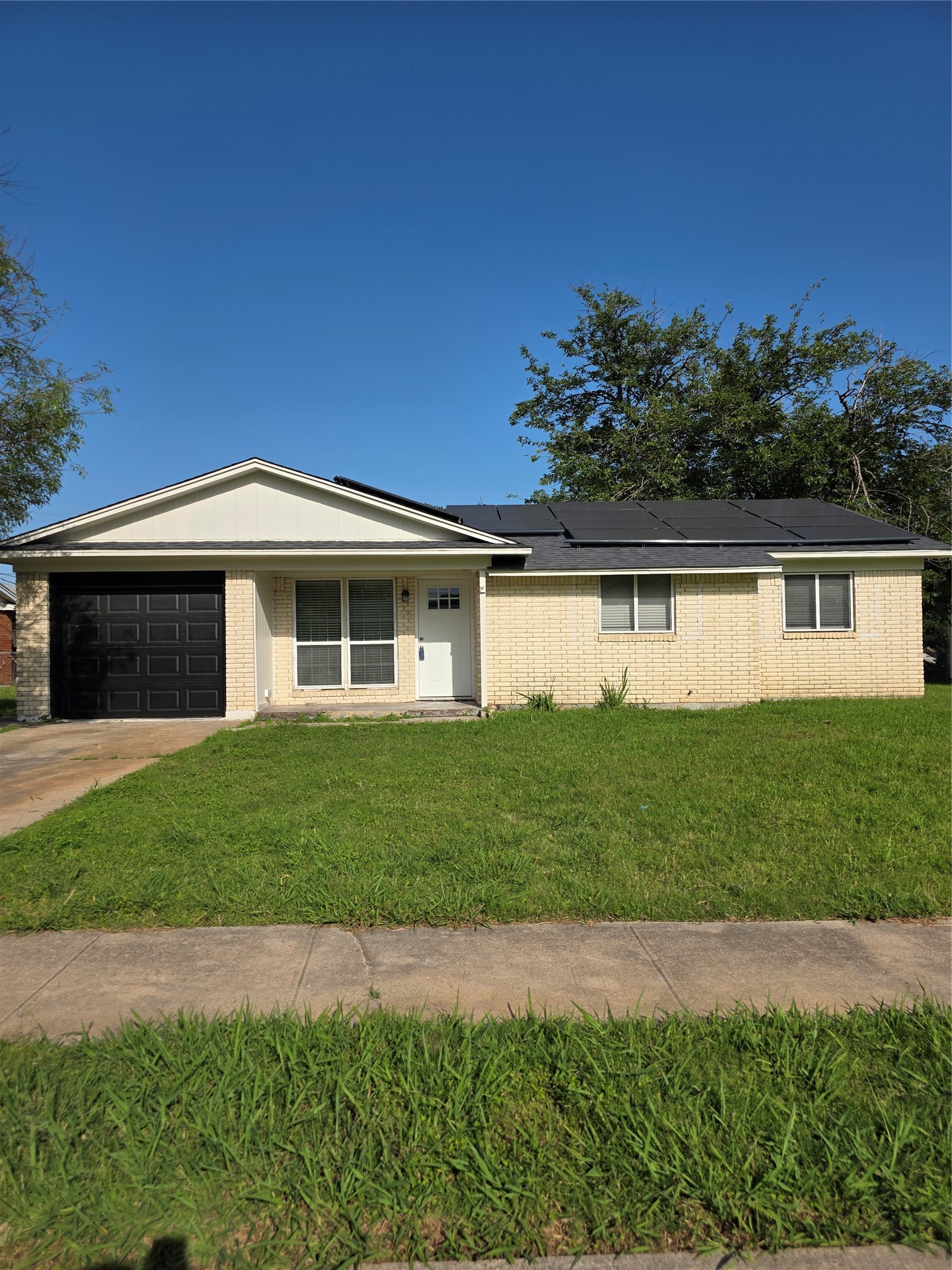 4325 Gram Lane Bellmead TX 76705