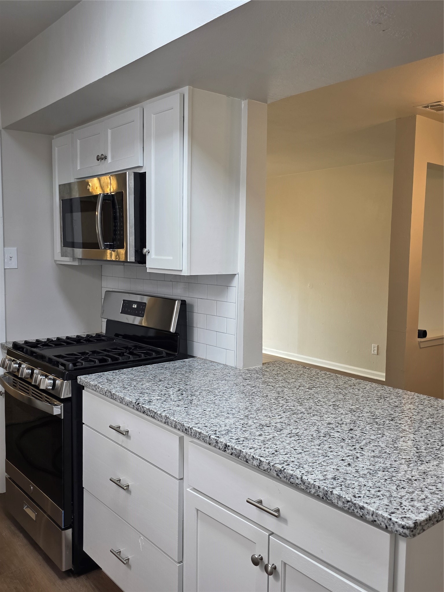 4325 Gram Lane Bellmead TX 76705