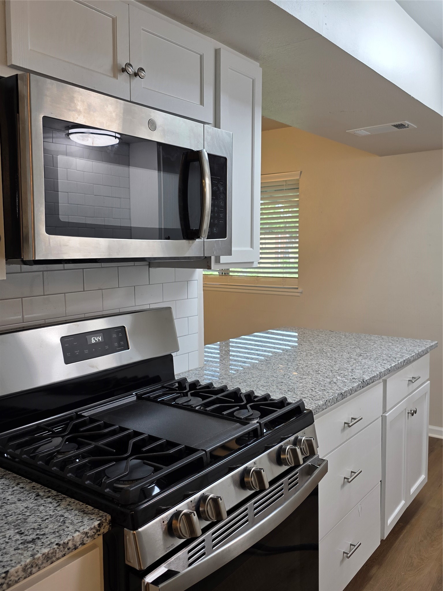 4325 Gram Lane Bellmead TX 76705