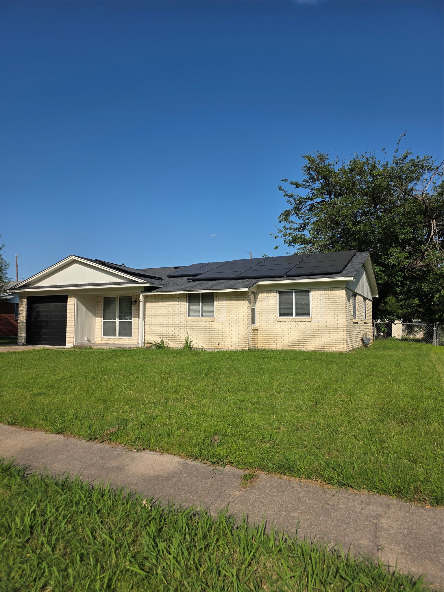 4325 Gram Lane Bellmead TX 76705