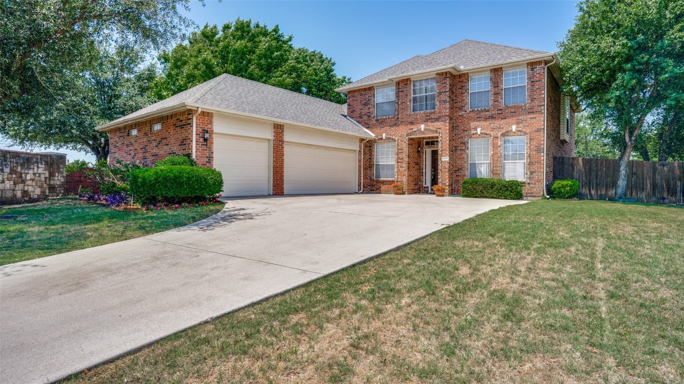 5201 Alta Loma Drive Fort Worth TX 76244