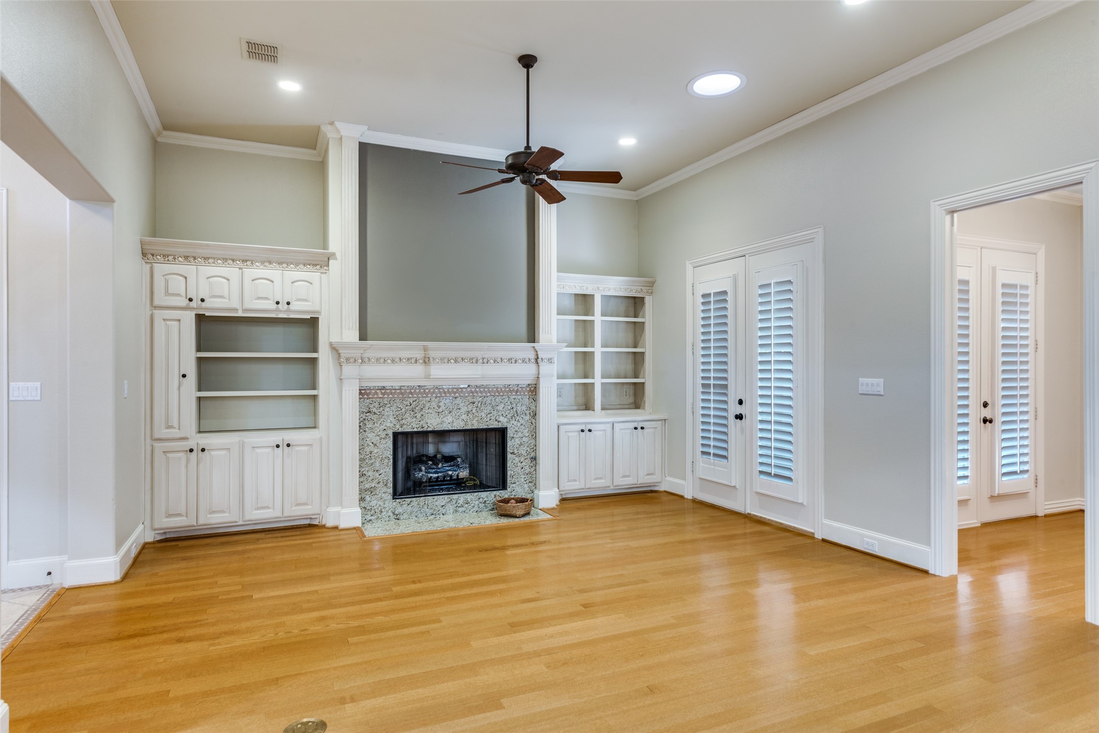 4248 Oak Park Court Fort Worth TX 76109