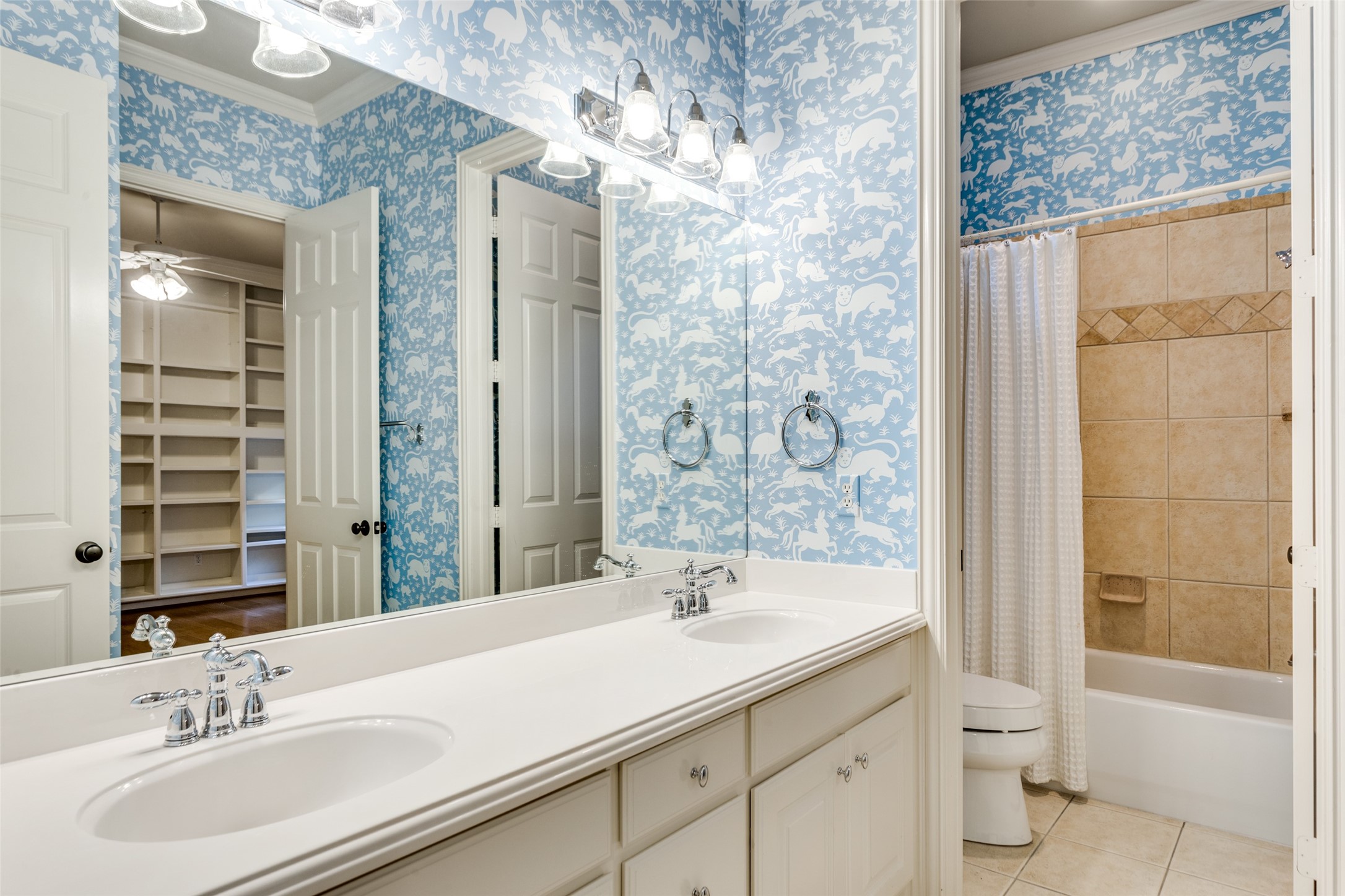 4248 Oak Park Court Fort Worth TX 76109