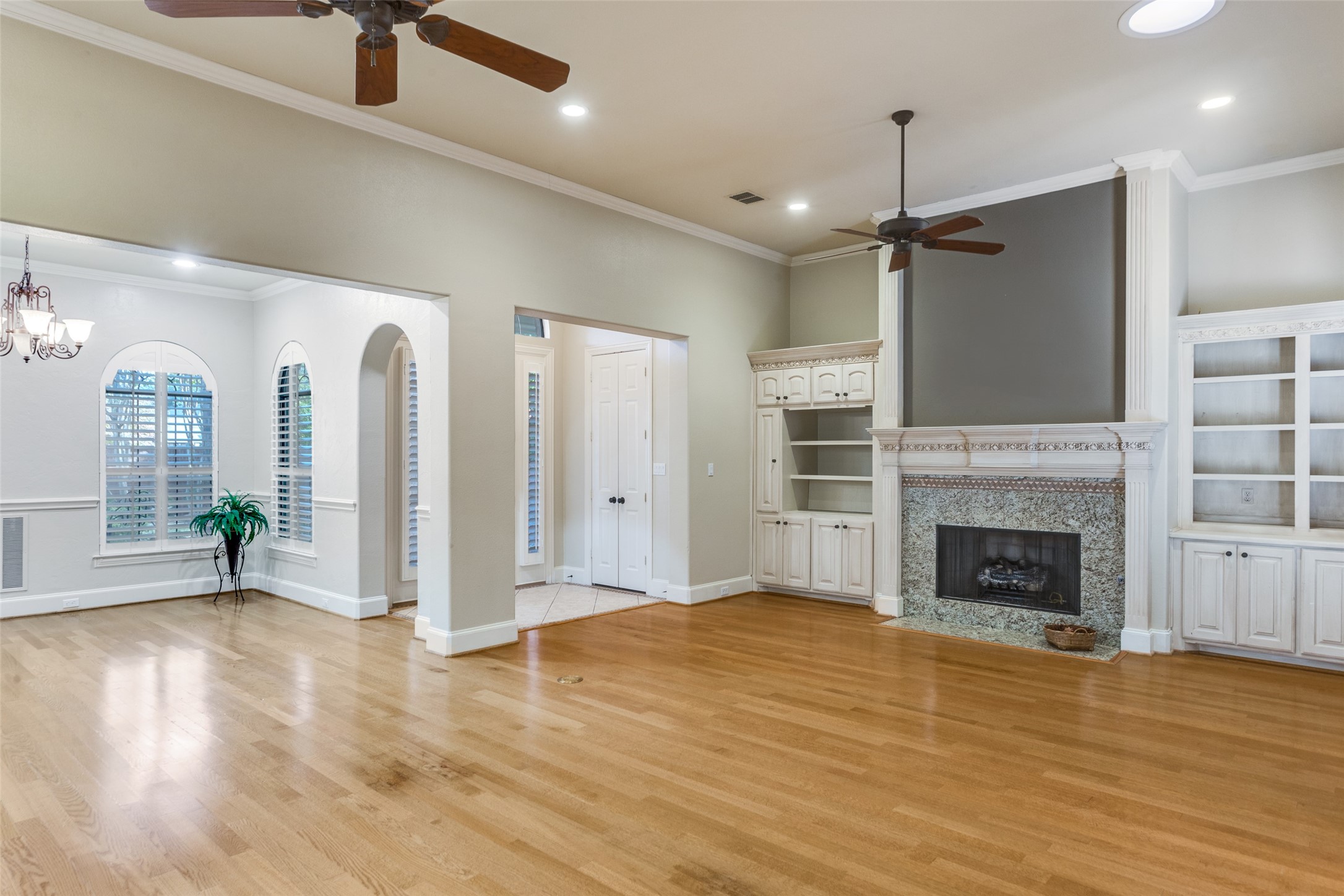 4248 Oak Park Court Fort Worth TX 76109