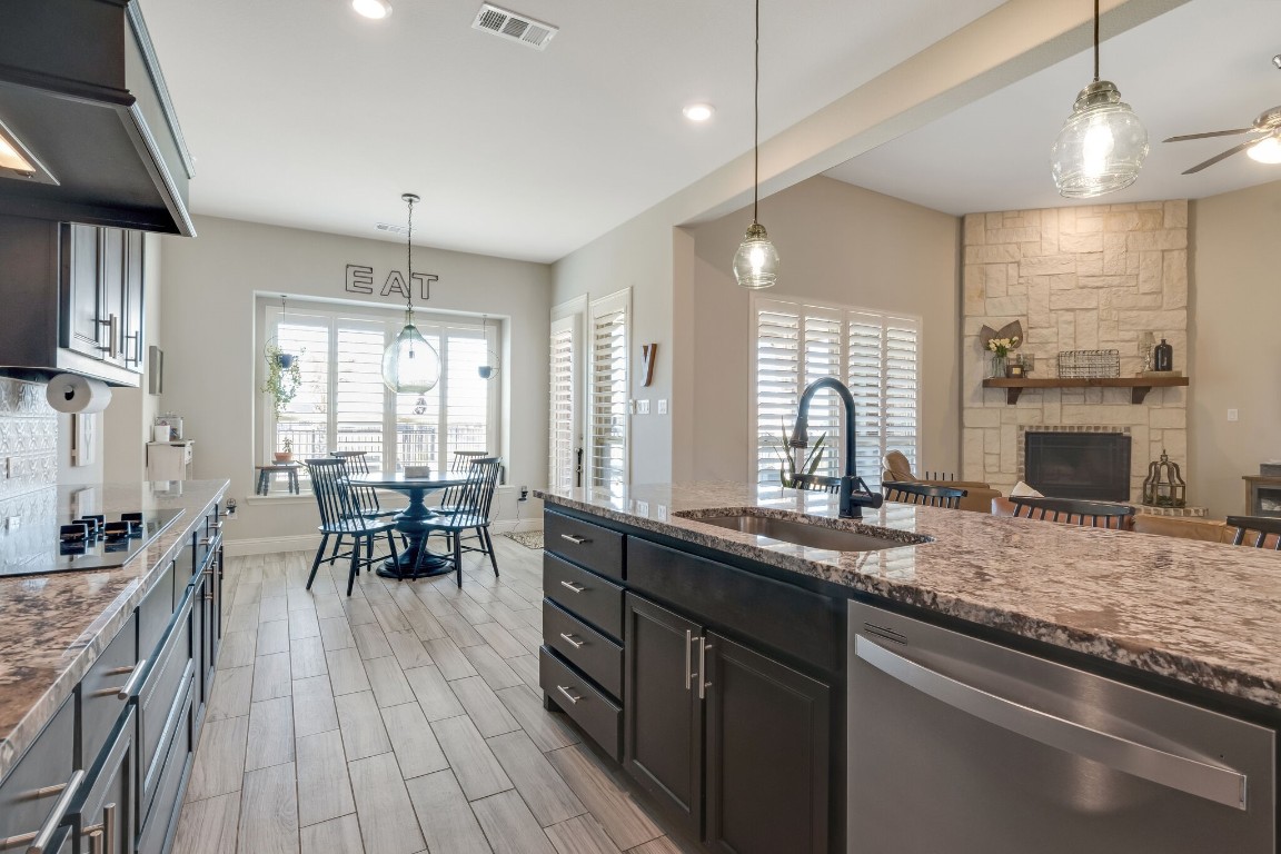 2304 Kallee Cove Celina TX 75009