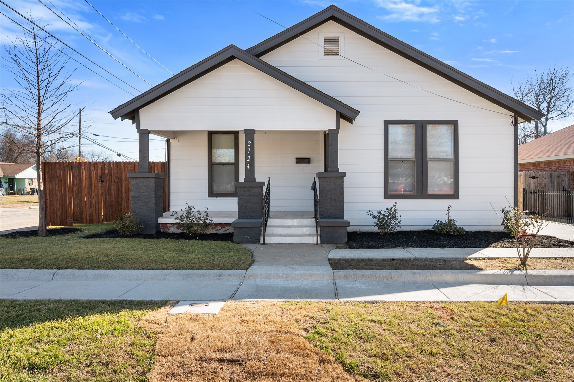 2724 E 12th Street Fort Worth TX 76111