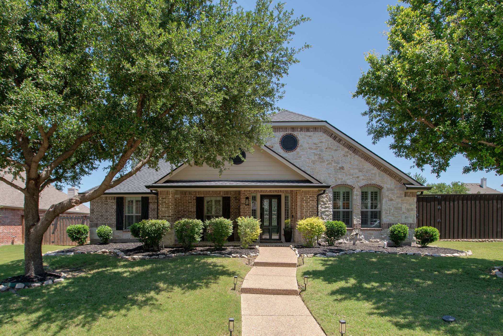 7822 Glencrest Drive Sachse TX 75048