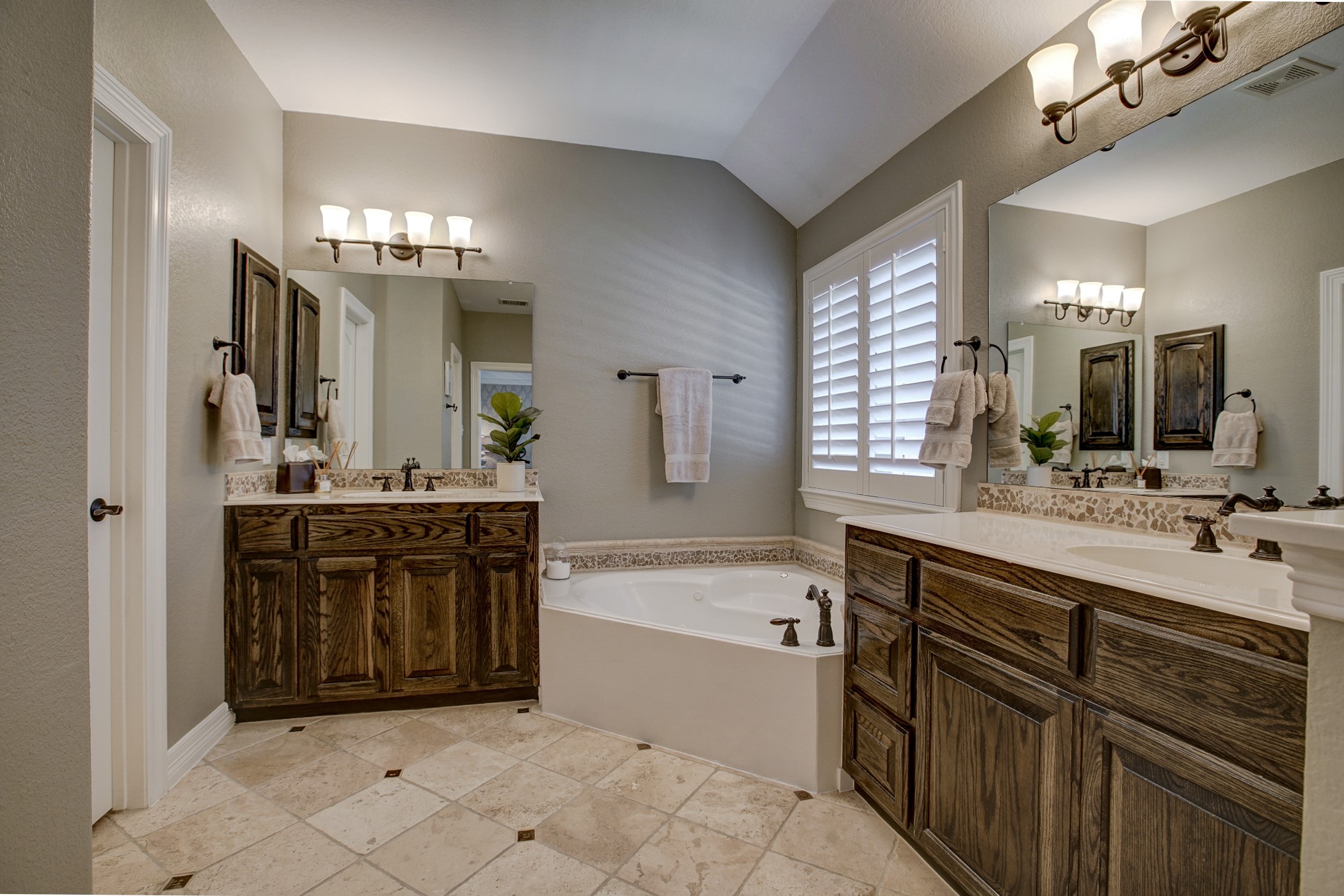 7822 Glencrest Drive Sachse TX 75048