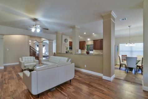 2705 Fox Creek Trail Arlington TX 76017