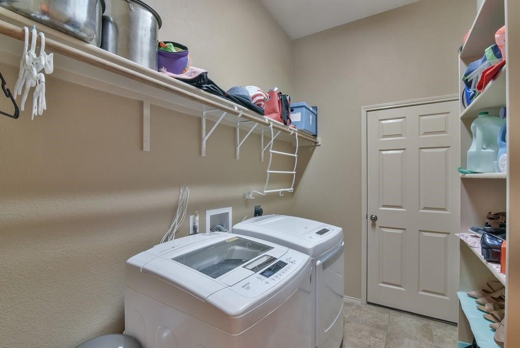 2705 Fox Creek Trail Arlington TX 76017