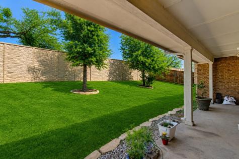 2705 Fox Creek Trail Arlington TX 76017