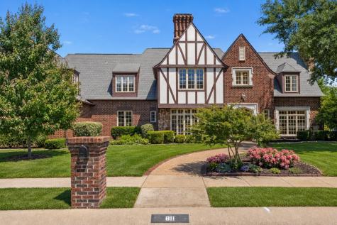811 Lake Creek Drive McKinney TX 75072