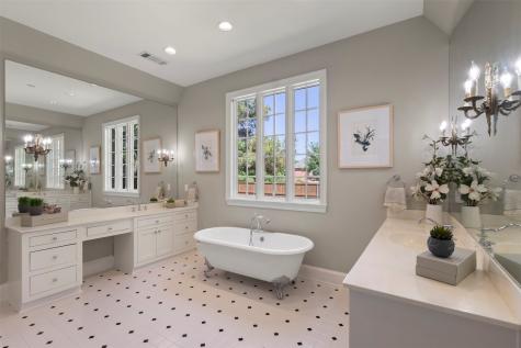 811 Lake Creek Drive Mckinney TX 75072