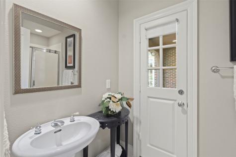 811 Lake Creek Drive Mckinney TX 75072