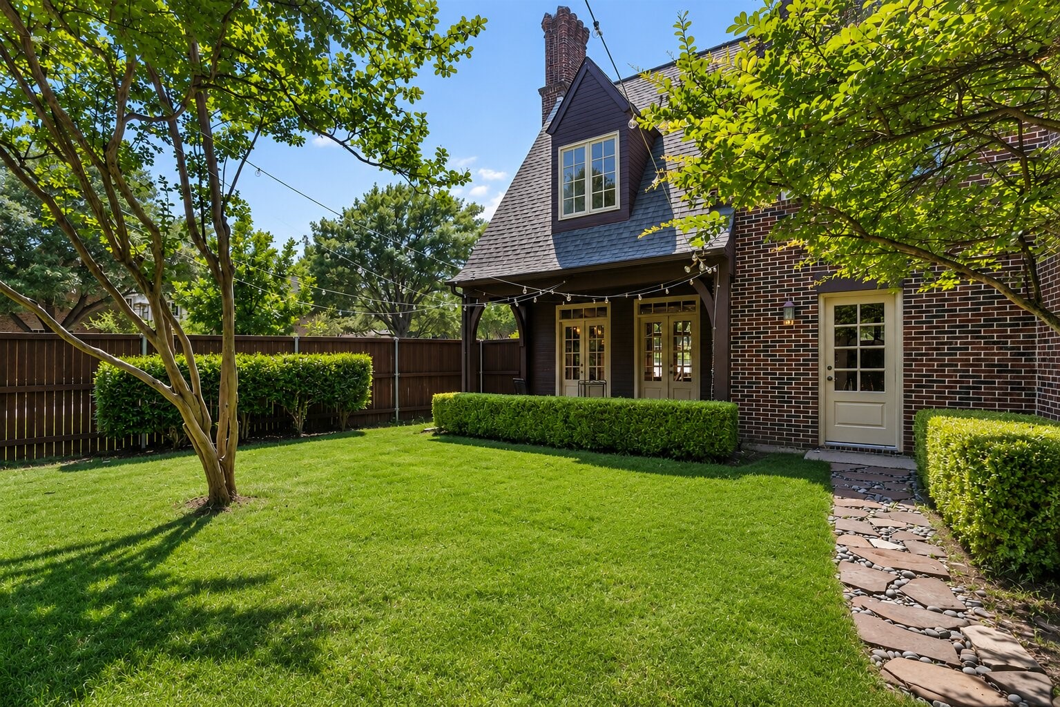 811 Lake Creek Drive Mckinney TX 75072