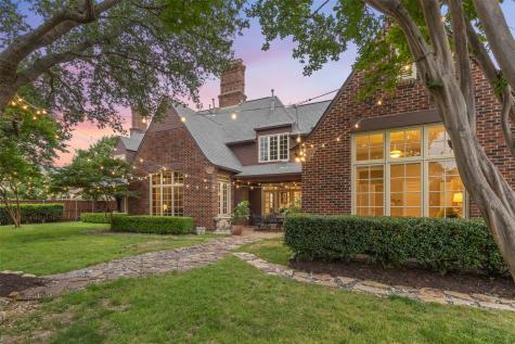 811 Lake Creek Drive Mckinney TX 75072